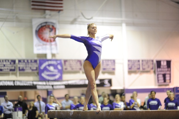 Women's Gymnastics Tops Southern Connecticut And Brown