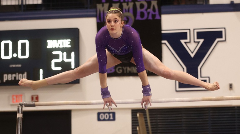 Gymnastics Begins Busy Weekend with Quad Meet at Temple
